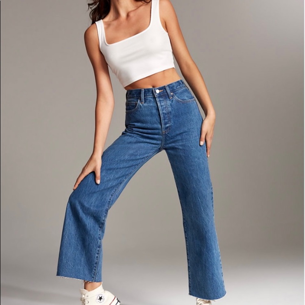 Aritzia Denim Forum Farrah High Rise Wide Leg Jean